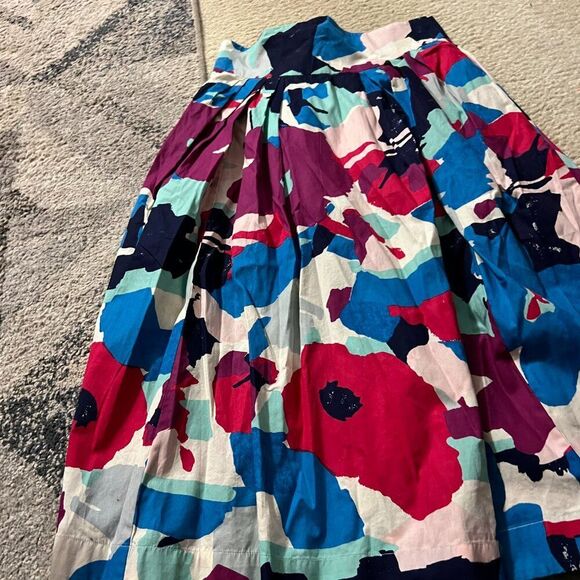ModCloth x emilyandfin Floral Skirt xs - Picture 4 of 10